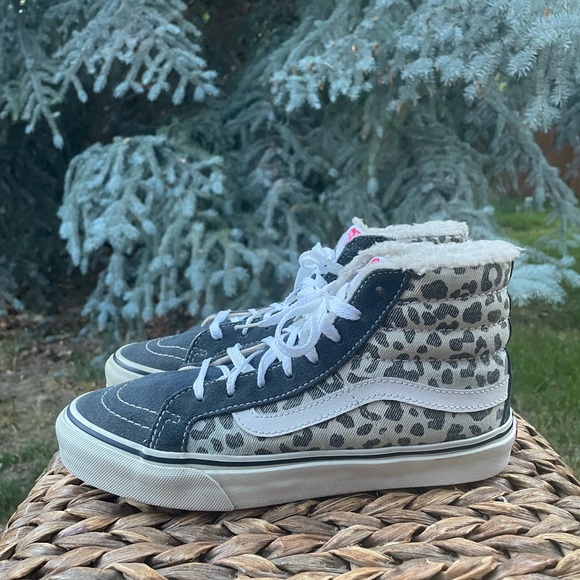 Vans Shoes - Vans Old Skool Cheetah Shearling Lined Athletic Skater Street Sneakers. Unisex